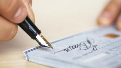 ΥΠΟΙΚ: Αναστολή της πληρωμής των επιταγών κατά 75 ημέρες - Ποιους ΚΑΔ αφορούν