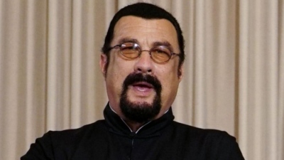 «Επιμένει ρωσικά» ο Steven Seagal -  Ανοίγει καινούργια επιχείρηση στη χώρα