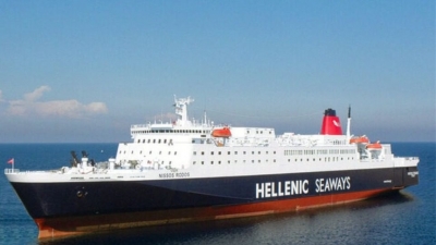 Συναγερμός στο πλοίο «Νήσος Ρόδος»: Εντοπίστηκαν 12 κρούσματα κορωνοϊού