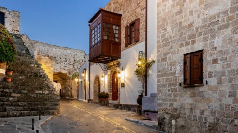 Κόκκινη κάρτα σε μεγάλο τουριστικό project της Ρόδου