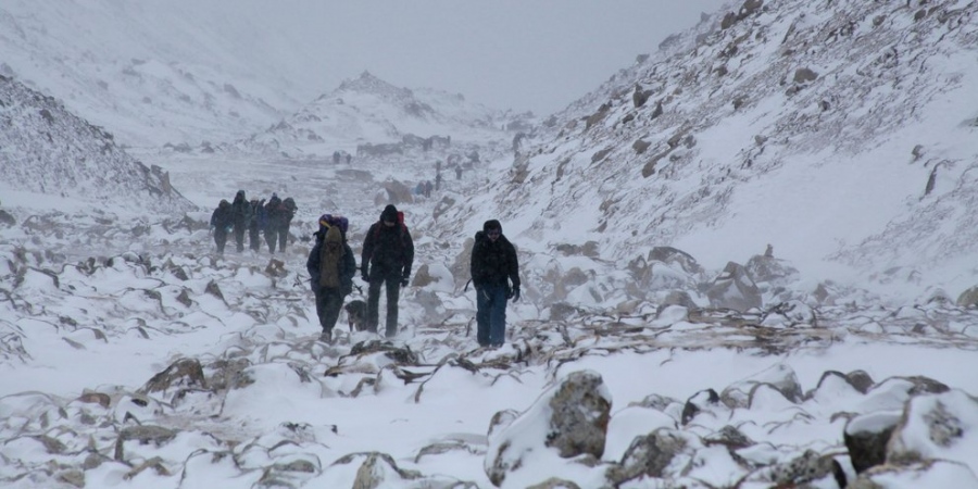 Το πιο σκοτεινό σκάνδαλο στο Everest: Δηλητηρίαζαν ορειβάτες για «χρυσές» αεροδιακομιδές εκατομμυρίων