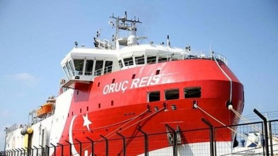 Yeni Safak: Το Oruc Reis ετοιμάζεται για έρευνες στην ανατ. Μεσόγειο - Το προστατεύουν 15 πλοία