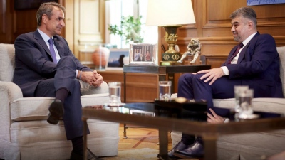 Συνάντηση Μητσοτάκη με τον Πρωθυπουργό της Ρουμανίας - Στο επίκεντρο οι προοπτικές των διμερών σχέσεων
