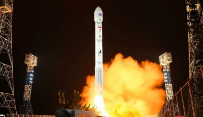 Επικίνδυνη ένταση στον 38ο παράλληλο  - Κήρυξη πολέμου θεωρεί η Βόρεια Κορέα, την αμερικανική παρέμβαση στο δορυφόρο της