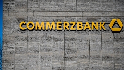Commerzbank: Λάθος η Ελλάδα να θέλει χαλάρωση του Συμφώνου Σταθερότητας - Ποιες μεταρρυθμίσεις πρέπει να γίνουν