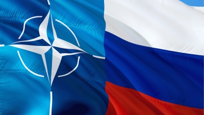 Η ουκρανική κλεψύδρα αναστράφηκε - Γιατί το ΝΑΤΟ ξαφνικά καλεί τη Ρωσία στο τραπέζι των διαπραγματεύσεων