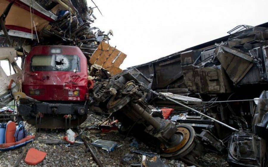 Σιδηροδρομικό δυστύχημα στην Πορτογαλία στοίχισε τη ζωή σε δύο άτομα, 37 οι τραυματίες