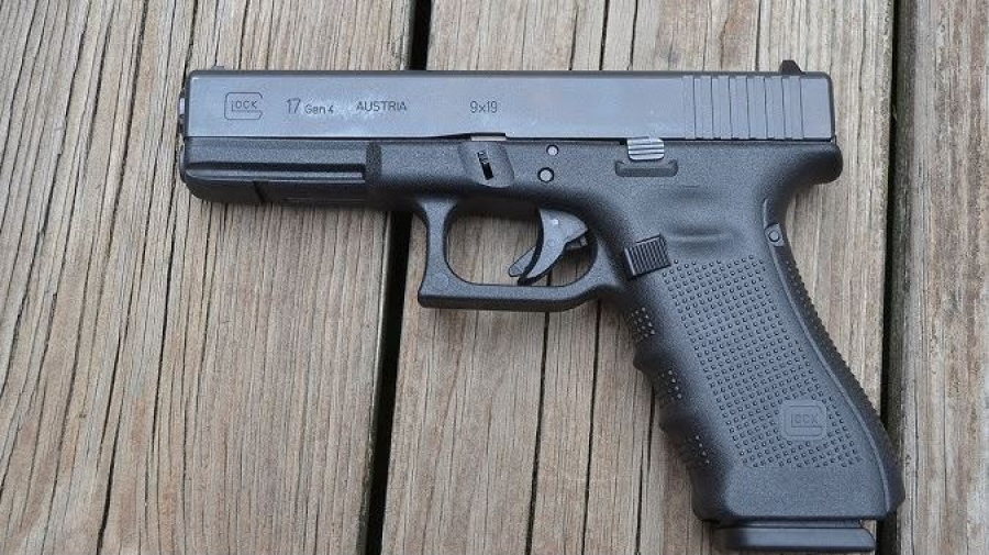 Μαίνεται ο «πόλεμος των Glock» στις ΗΠΑ - Η NRA προσφεύγει δικαστικά κατά της California για την απαγόρευση πώλησης