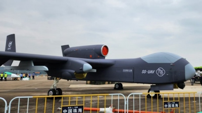 Κινεζικό θαύμα - Το Jiutian SS-UAV μπορεί να εκτελεί όλες τις αποστολές ενός Sukhoi 34 αλλά με... μικρότερο ρίσκο (vid)