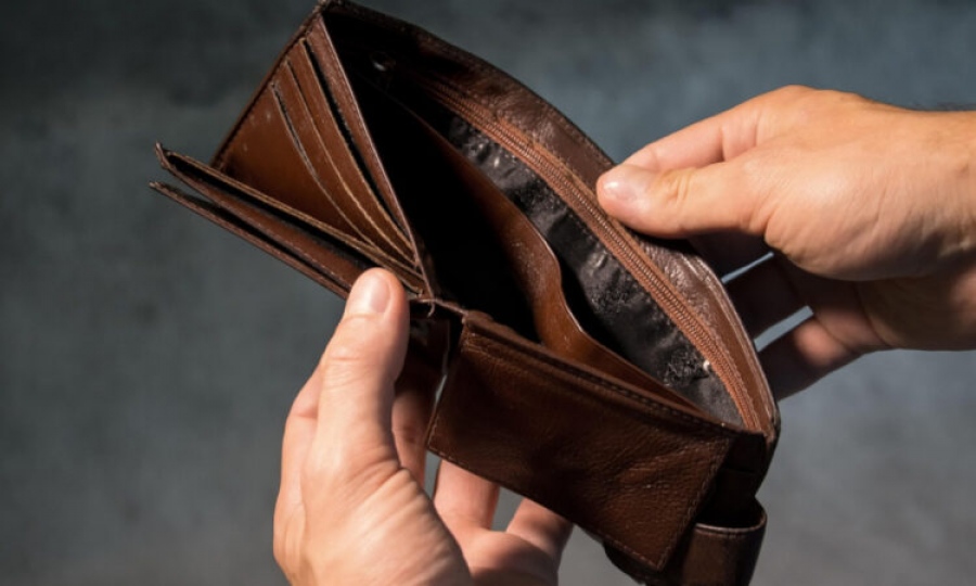 Στην τελευταία θέση της ΕΕ η Ελλάδα στις αποταμιεύσεις των νοικοκυριών το 2022