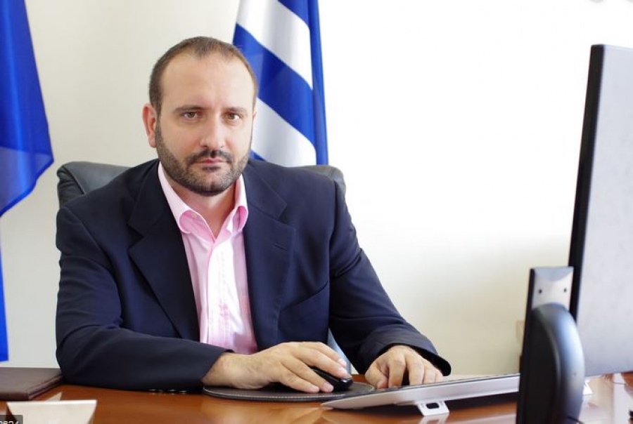 Κόλλιας: Στη σωστή κατεύθυνση οι αλλαγές για τις ασφαλιστικές εισφορές - Δικαιώθηκε ο αγώνας του ΟΕΕ