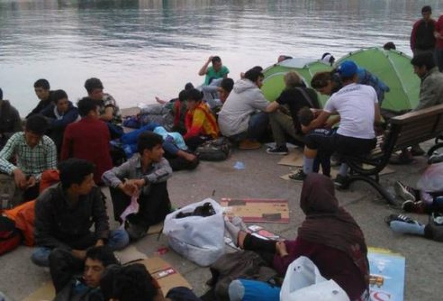 Μυτιλήνη: Συνεχίζεται η εγκατάσταση προσφύγων και μεταναστών στον νέο καταυλισμό του Καρά Τεπέ – Επτά κρούσματα