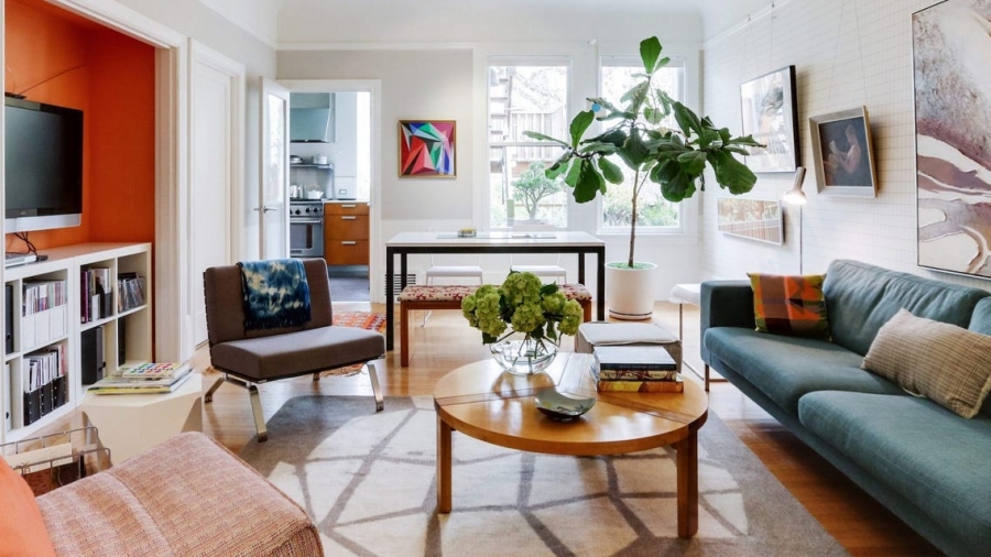 Με ποιο τρόπο κάνουν κράτηση οι ταξιδιώτες σε βραχυπρόθεσμα καταλύματα διακοπών