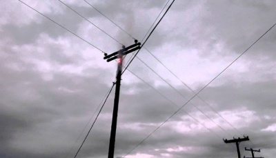 Στο σκοτάδι τουριστικές περιοχές βόρεια, αλλά και στο κέντρο των Χανίων από βλάβη σε υποσταθμό της ΔΕΗ