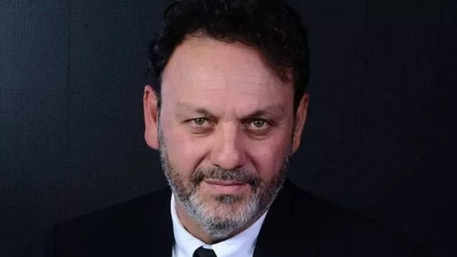 Ποινική δίωξη στον τραγουδιστή Στάθη Αγγελόπουλο για ενδοοικογενειακή σωματική βλάβη