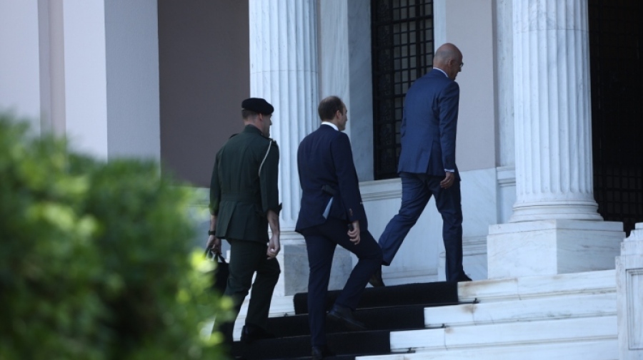 ΚΥΣΕΑ για τον πόλεμο στη Μέση Ανατολή: Σε εγρήγορση οι ελληνικές Αρχές - Επιφυλακή στα σύνορα