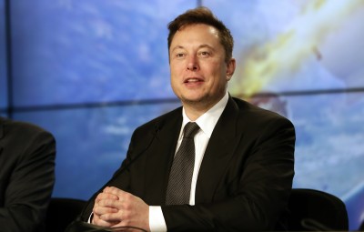 Musk (CEO Tesla): Πιστεύω ότι θα μπορέσουμε να στείλουμε ανθρώπους στον Άρη το 2026