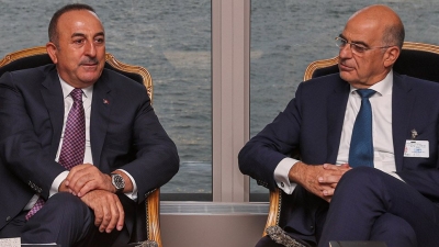 Σκληρή επίθεση Cavusoglu κατά του Δένδια για τη Θράκη