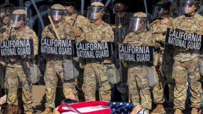 Πραξικόπημα στις ΗΠΑ - Δικαστής του Clinton έκρινε παράνομη τη χρήση της Εθνοφρουράς από τον Trump στις ταραχές