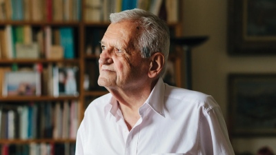 Ύψιστη διάκριση για έναν σπουδαίο ποιητή - Επίτιμο μέλος της Ακαδημίας Αθηνών ο Τίτος Πατρίκιος