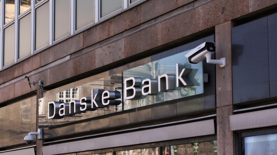Σε ζημίες οδήγησαν τη Danske Bank τα πρόστιμα για το ξέπλυμα χρήματος το 2022