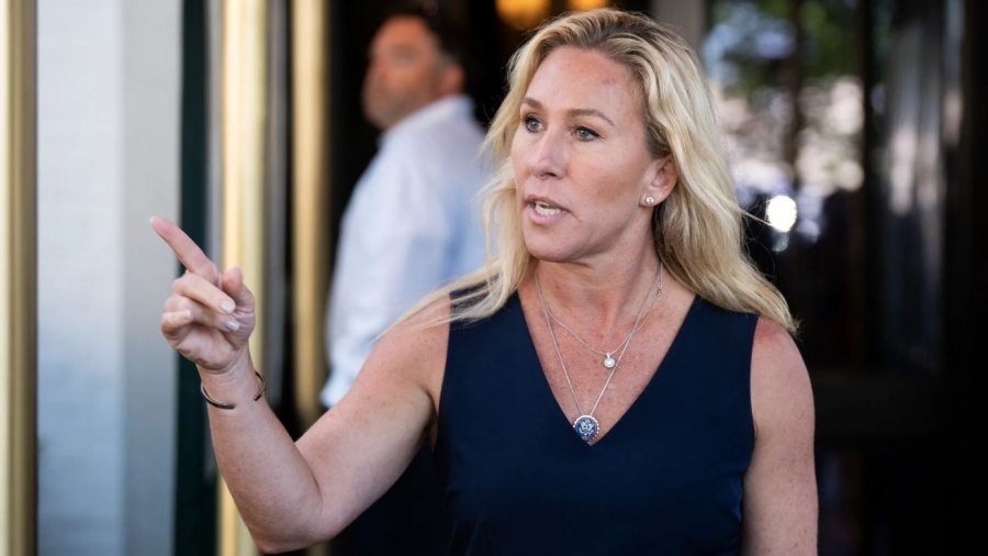 Ηχηρό μήνυμα στον Trump από τη βουλευτή Green: Το πρόβλημα της χώρας μας δεν είναι η Ινδία, αλλά η στήριξη στον Zelensky