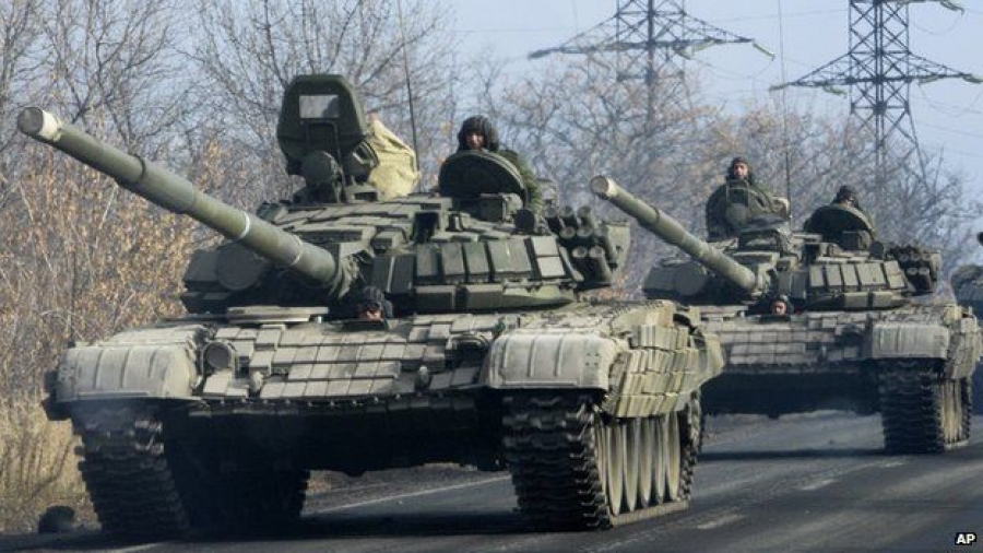 Δορυφόροι «δείχνουν» εκατοντάδες ρωσικά άρματα στα ουκρανικά σύνορα - Σε αναβρασμό η Δύση