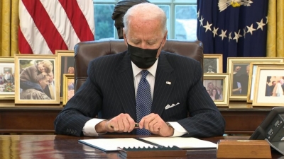 DW: Γιατί ο Biden δεν μπορεί (ακόμη) να κυβερνήσει