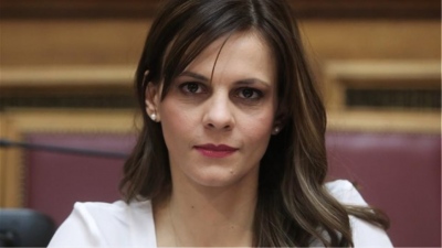 Αχτσιόγλου: Ο ΣΥΡΙΖΑ-ΠΣ μόνη δύναμη που μπορεί να υψώσει ανάστημα απέναντι στη Δεξιά