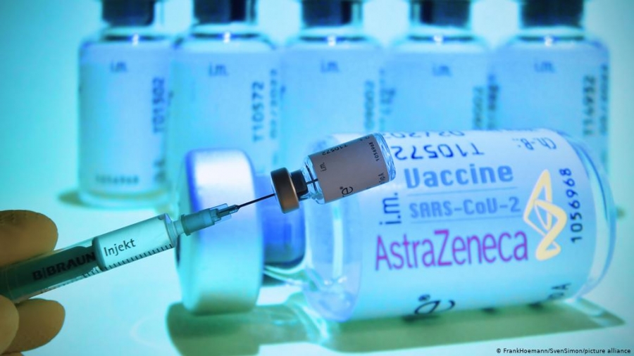 Τα 6 συμπτώματα που πρέπει να προσέξουν όσοι εμβολιάζονται με AstraZeneca