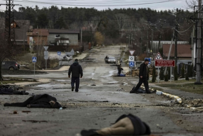 Ουκρανία: Μυστήριο με πτώματα 20 ανθρώπων με πολιτικά ρούχα που εντοπίστηκαν σε κωμόπολη