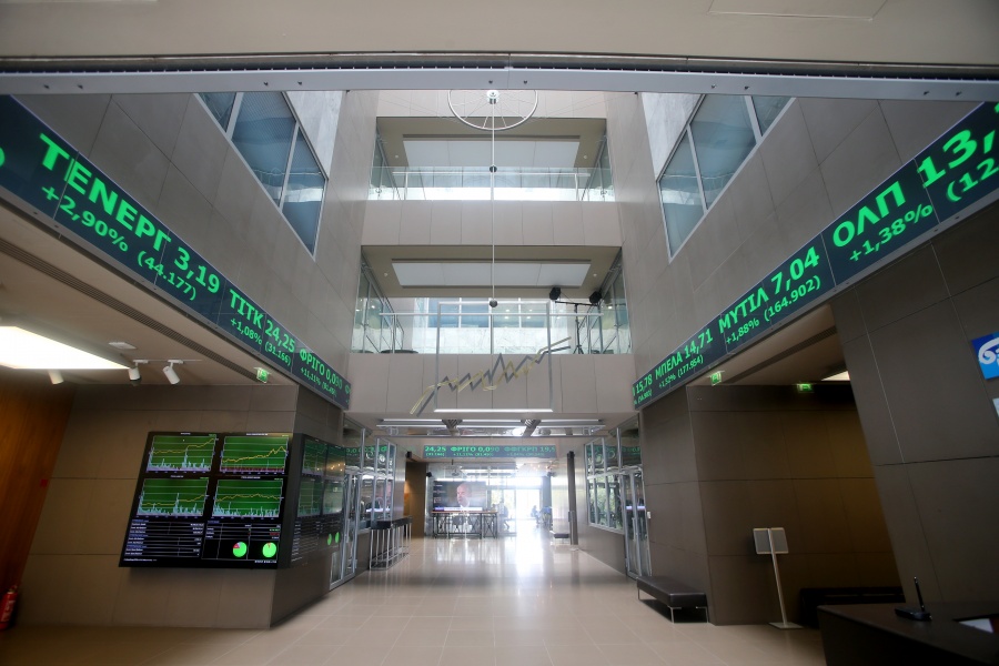 XA: Με σύμμαχο τις ξένες αγορές θα προσπαθήσει να ξεπεράσει τις 900 μονάδες – Οι τράπεζες στο επίκεντρο