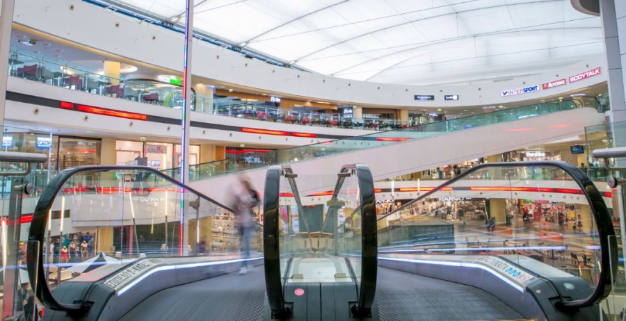 In the mood for… mid-season sales - Αέρας ανανέωσης φέτος τον Νοέμβριο στο RIVER WEST