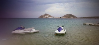 Νεκρός 21χρονος στη Μύκονο από την ανατροπή τζετ – σκι