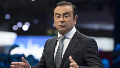 Οι αρχές εξέδωσαν διεθνές ένταλμα σύλληψης για τον πρώην ισχυρό άντρα της Nissan για το σκάνδαλο εκατομμυρίων της Renault