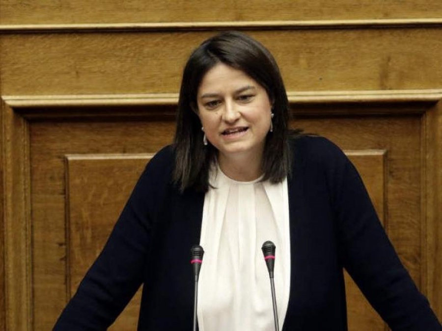 Κεραμέως: Καταργείται η αναγραφή του θρησκεύματος στους τίτλους σπουδών