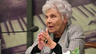 Δημοσία δαπάνη η κηδεία της ποήτριας Κικής Δημουλά