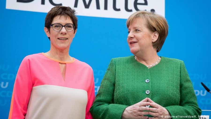 Γερμανία: Κόντρα της Karrenbauer με… Youtuber για τις ευρωεκλογές