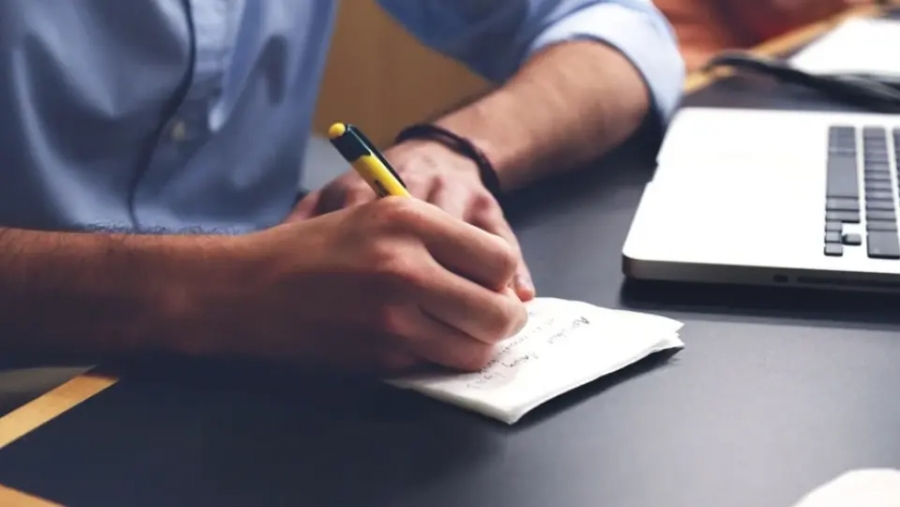 ΟΑΕΔ: Παράταση 24 ωρών για το νέο πρόγραμμα επιδότησης 1.000 νέων θέσεων εργασίας