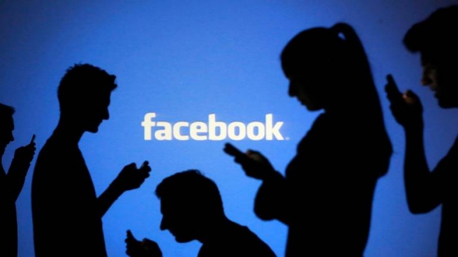 Για «κατασκοπεία» των χρηστών του κατηγορείται το Facebook
