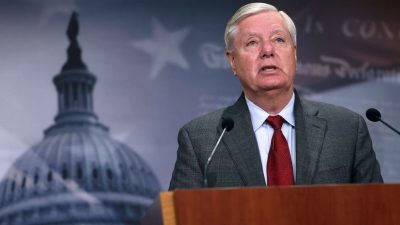 Κάτι ετοιμάζουν τα γεράκια - Lindsey Graham (ΗΠΑ): Έχουμε «νέα χαρτιά» απέναντι στη Ρωσία