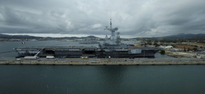 Λεονταρισμοί Macron με τη ναυπήγηση νέου πυρηνοκίνητου  αεροπλανοφόρου