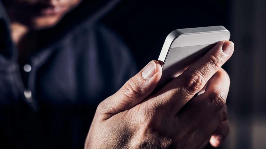 Τα μηνύματα SMS που όλοι ξεχνούν να διαγράψουν καταλήγουν στα χέρια απατεώνων - Το απίθανο κόλπο για να σωθείς