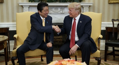 Στην Ιαπωνία τον Μάιο ο Trump – Συνάντηση με τον Shinzo Abe