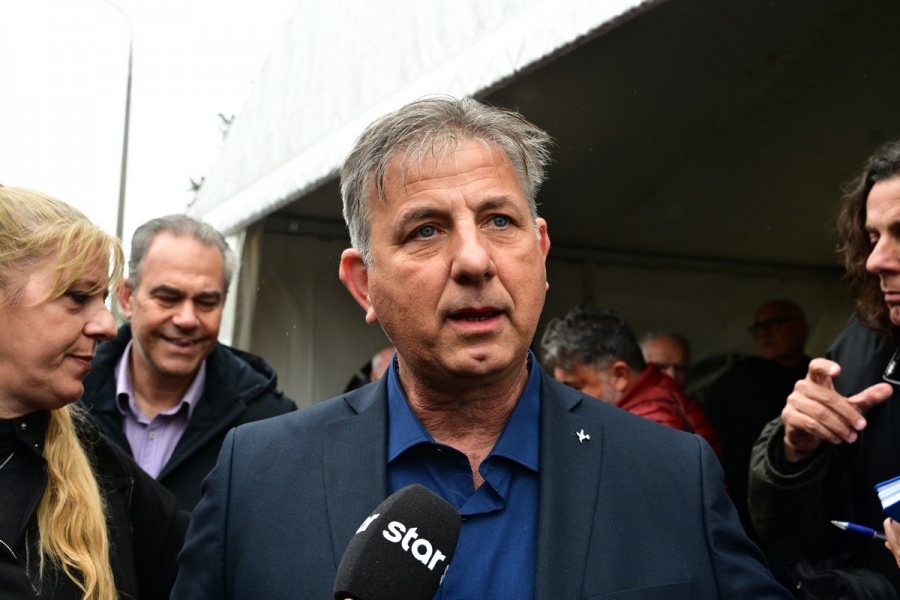 Πατέρας μοναδικού επιζώντα πρώτου βαγονιού στα Τέμπη: Ο Γεράσιμος δίνει μάχη με φρικτούς πόνους - Χαίρομαι που επιτέλους ξεκίνησε η δίκη