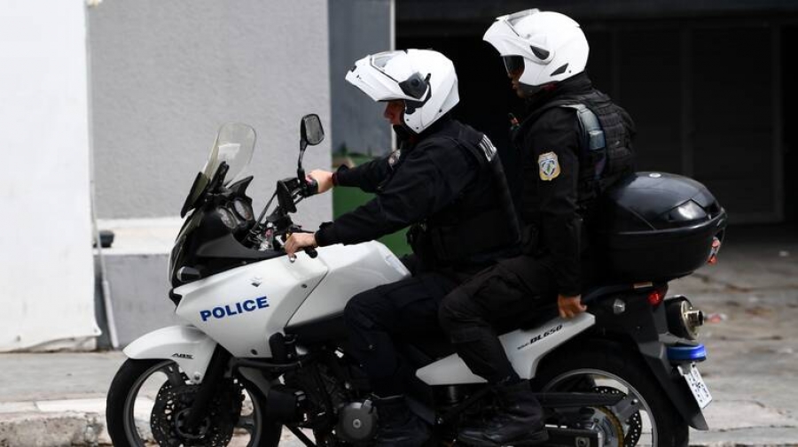 Ληστεία στην Κρήτη: Κουκουλοφόροι ακινητοποίησαν όχημα εταιρείας και απέσπασαν 4.000 ευρώ