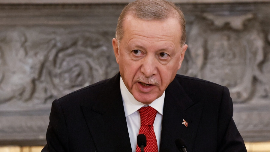 Αυτό κι αν είναι έκπληξη - Αφού οι ΗΠΑ απέρριψαν τα F35 και οι Ευρωπαίοι τα Eurofighters, οι Τούρκοι στρέφονται στα κινεζικά JF-17 Thunder