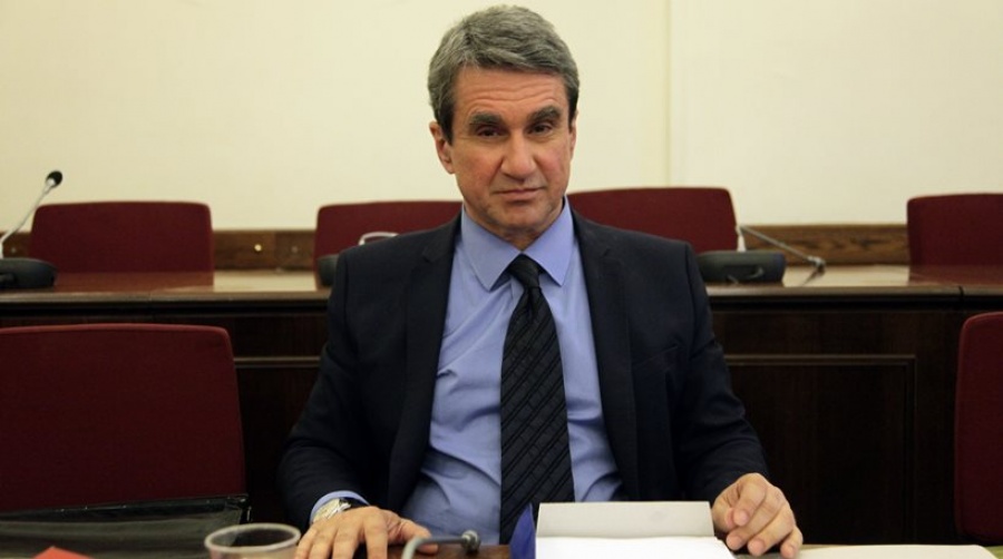 Λοβέρδος: Να αρθεί η ασυλία μου για να αποκαλυφθεί όλη η σκευωρία σε βάρος μου για τη Novartis