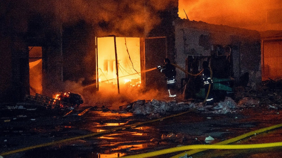 Η Ρωσία σφυροκοπάει το κέντρο του Sumy με καταιγισμό Lancet, Geran -- Διαλύθηκε κέντρο εκπαίδευσης, εκκενώνουν οι Ουκρανοί