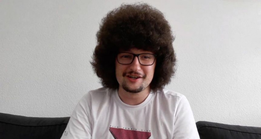 Φανατικός «μπέμπης» δεν κουρεύεται μέχρι η Μάντσεστερ Γιουνάιτεντ να πετύχει 5 σερί νίκες